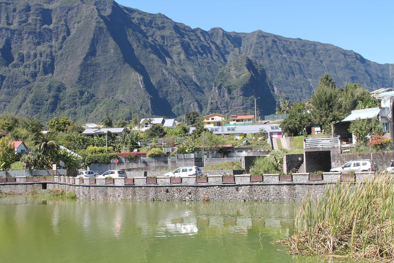 Les Cases Pres Du Lac Cilaos Luaran gambar